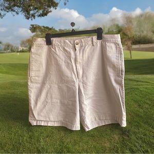 Greg‎ Norman shorts Sz 38 RN#69421 Khaki EUC